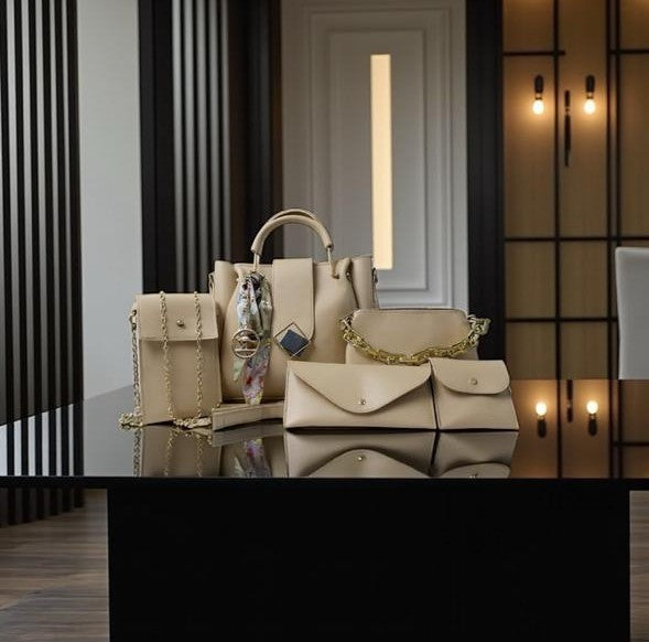 Cream Elegance – 5-Piece Essential Handbag Collection