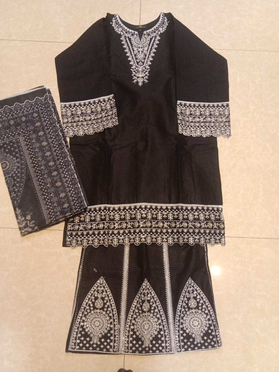Obsidian Night & Ivory Lace 3-Piece Stitched Suit