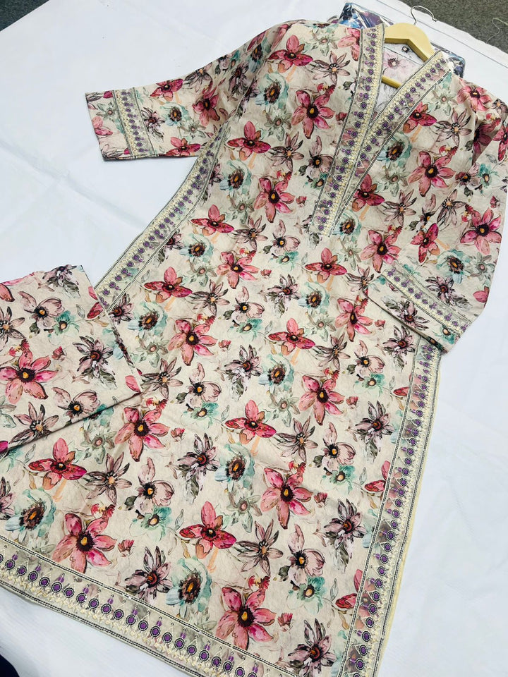 Ebony Floral & Lace 2-Piece Stitched Suit