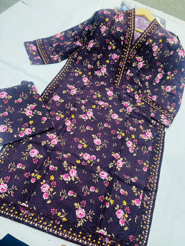 Ebony Floral & Lace 2-Piece Stitched Suit