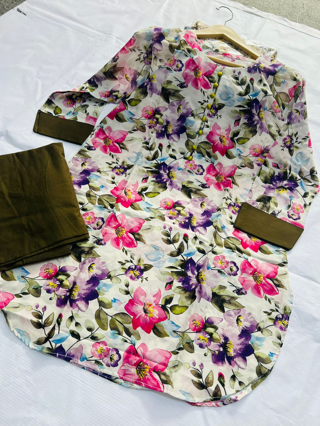 Summer Meadow & Indigo 2-Piece Stitched Suit