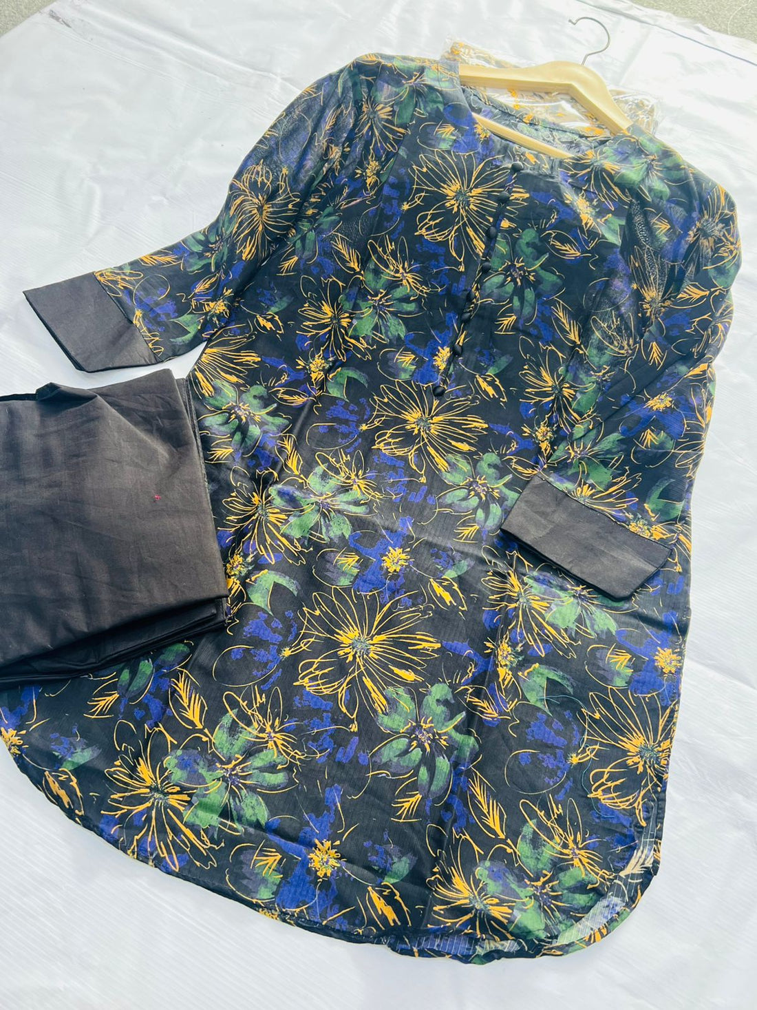 Midnight Botanical & Sapphire Night 2-Piece Stitched Suit